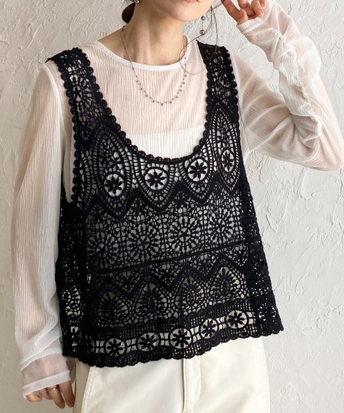She's Closet ベスト ジレ ショート丈 深Vネック 花柄 かぎ編み