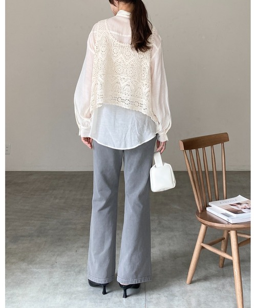 She's Closet ベスト ジレ ショート丈 深Vネック 花柄 かぎ編み
