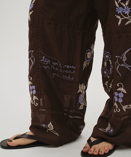パンツ 「TODAYFUL/トゥデイフル」Embroidery Patchwork Trousers レディースの画像