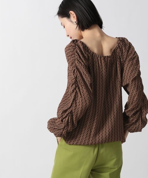 人気上昇中 シャツ ブラウス プリーツスクエアブラウスｌｓ 617円 Whitesforracialequity Org