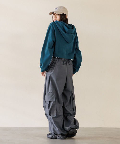 パーカー 「UNISEX/3サイズ展開」ボクシーロゴZIPパーカー2 レディース メンズ UNISEX/3サイズ展開】ボクシーロゴZIPパーカー2（パーカー