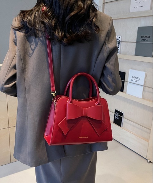FREE STYLISTS ショルダーバッグ バッグ リボンミドルバッグ 2WAY