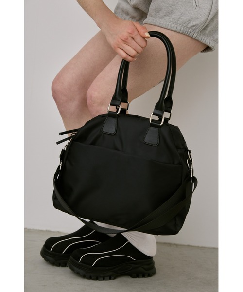 un/neu ナイロンボストンバッグ　ブラック un/neu ボストンバッグ 2WAYアウトポケットナイロンボストン