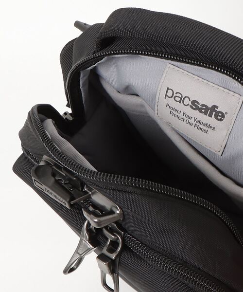 PacSafe（パックセーフ） ショルダーバッグ PACKSAFE V Companion
