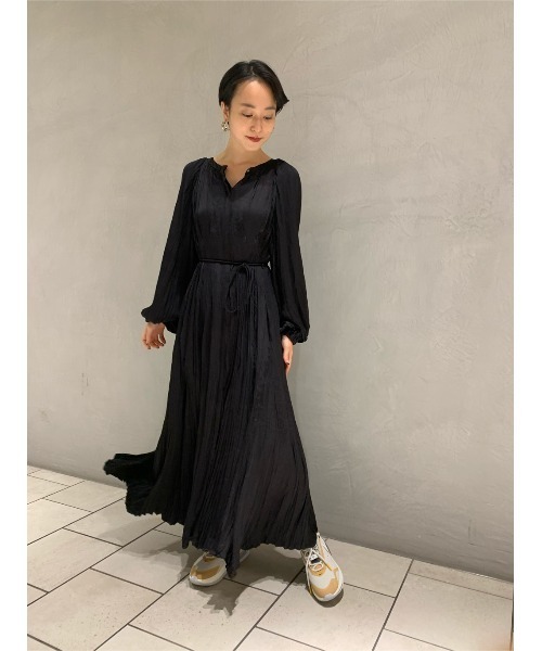 「emmi」 長袖ワンピース 0 ベージュ レディース_画像4