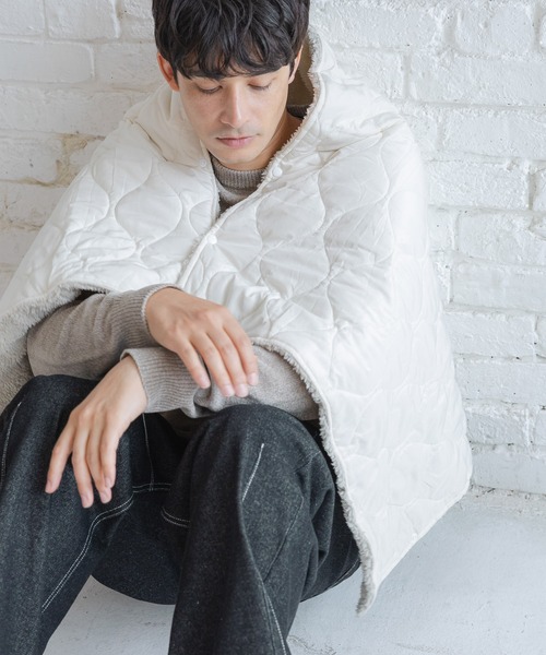 ホワイト キルティング ブランケット キルティング 3WAYポータブルひざ掛け 700×1000 グレー | Francfranc