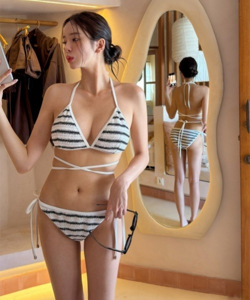 gossip!ロサンゼルス 水着 「Y2Kガーリー」三角ボーダービキニ水着「2