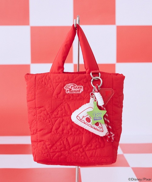 Disney（ディズニー） トートバッグ チャーム付キルティングショルダー