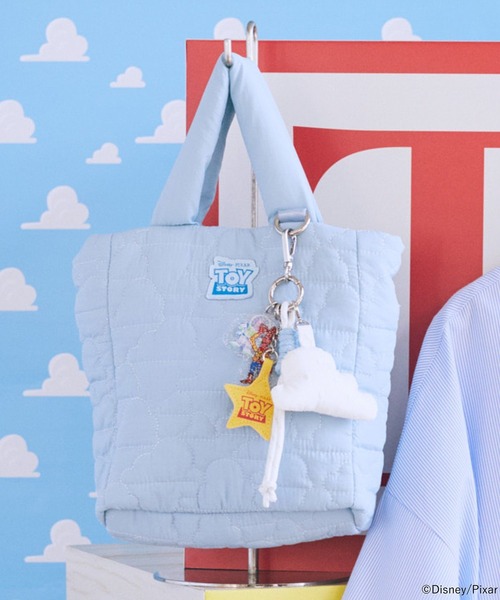 最終値下げ】新品未使用♡GUESS♡ショルダーバッグ♡ライトブルー 