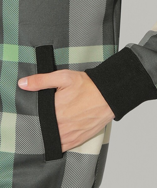 ブルーレーベルクレストブリッジ　チェック　ジップアップ　パーカー　金パーツ 1411-51P8349328__G_1000x.jpg?v