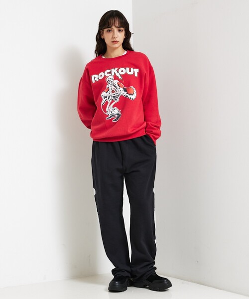 ビーズスウェット。 Women's Oversized Zip-Up Velour Sweatshirt - Sweaters