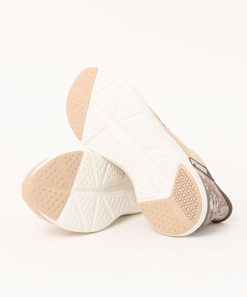 【PUMA】 プーマ W PROWL 3 EASE IN HGR LIGHT SAND 国内発送 312385 W PROWL 3 EASE IN HGR *03LIGHT SAND 689378-0002
