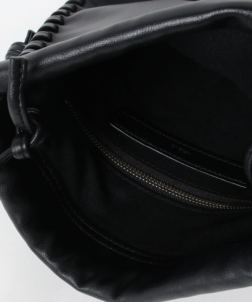 VASIC ヴァジックブラックショルダーバッグ 美品vasic ヴァジックブラックCITY MINI MINI