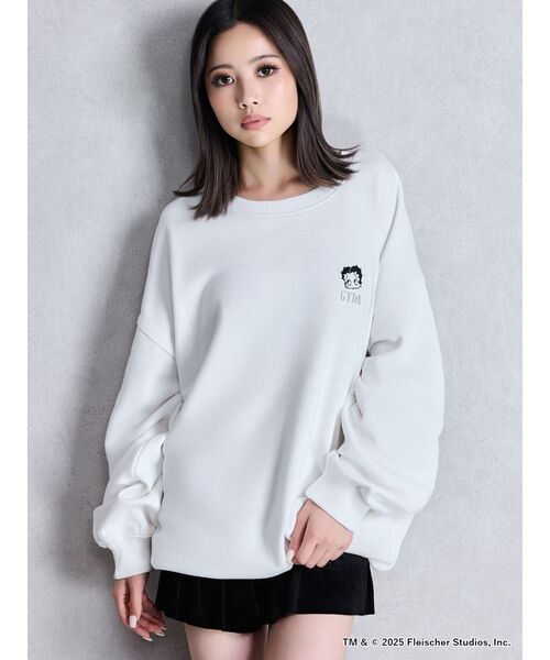 トレーナー スウェット BETTY×GYDA GLITTER embroideryプルオーバー レディース BETTY×GYDA GLITTER embroideryプルオーバー[品番：MKSW0066127