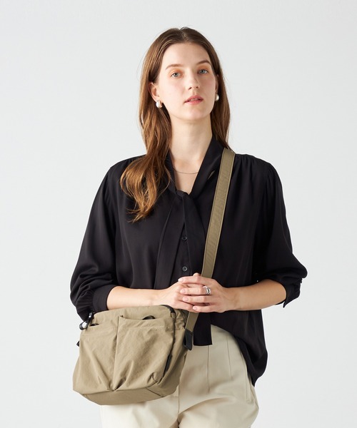 MONICA（モニカ） ショルダーバッグ バッグ 「MONICA」フロント