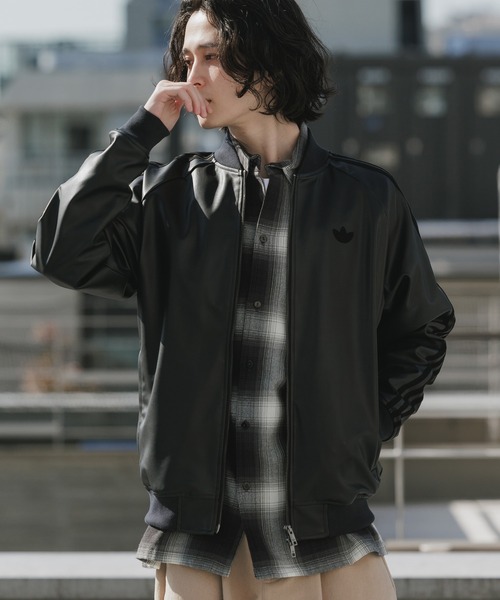 adidas レザー　アウター　　Ｌサイズ adidas（アディダス） ブルゾン アウター フェイクレザースリー