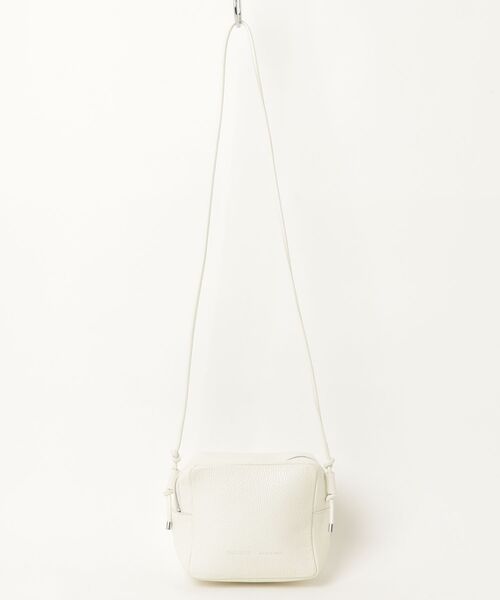 美品 IACUCCI イアクッチ ナイロン レザー ショルダーバッグ ホワイト IACUCCI（イアクッチ） ショルダーバッグ - ホワイト レディース