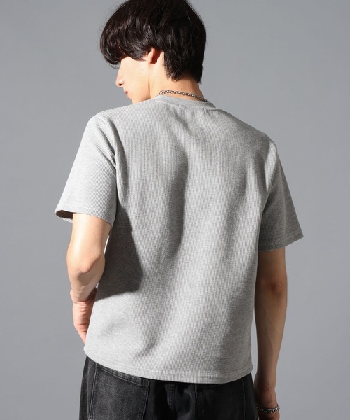 LAND MUSEUM ヘンリーネック tシャツ LAND MUSEUM／ゴシックロゴ