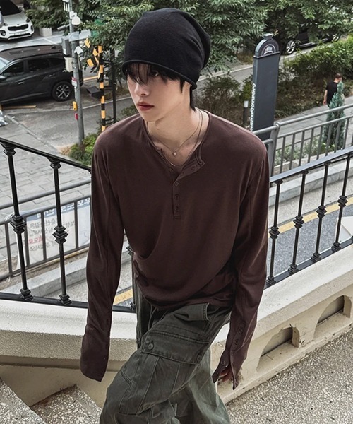 NOWLE（ノウル） ヘンリーネック tシャツ 「NOWLE」アームボタン