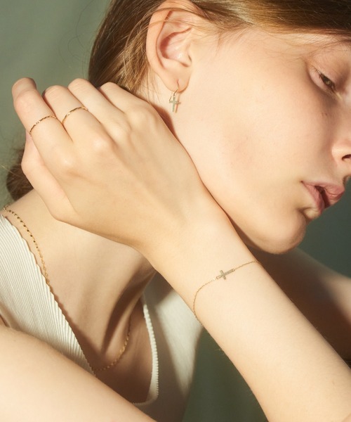ピアス 「les bon bon」cross pierce BOB33 レディースの画像