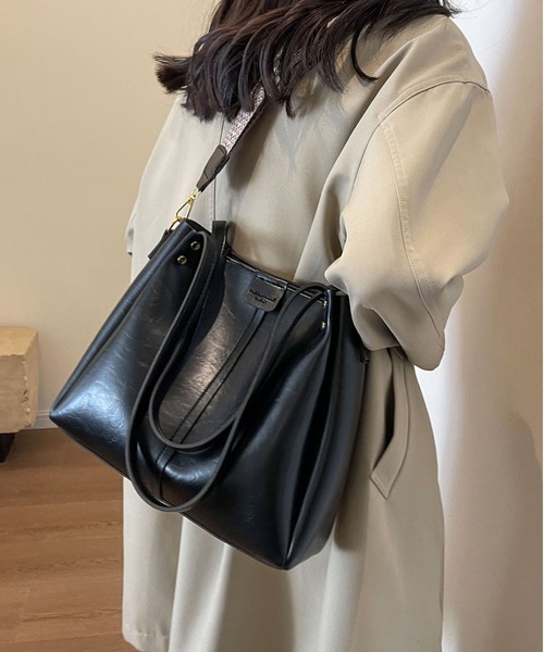 LA VORAGINE（ラ ヴォラジネ） ショルダーバッグ バッグ 2way