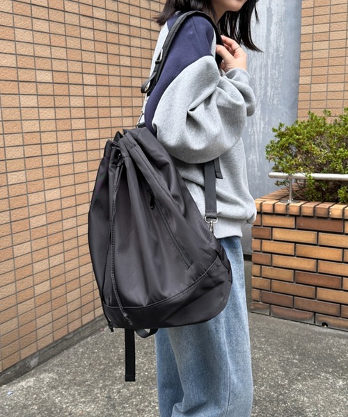 CLEA デイバック リュック 2WAYユニセックス 巾着ボディバッグ