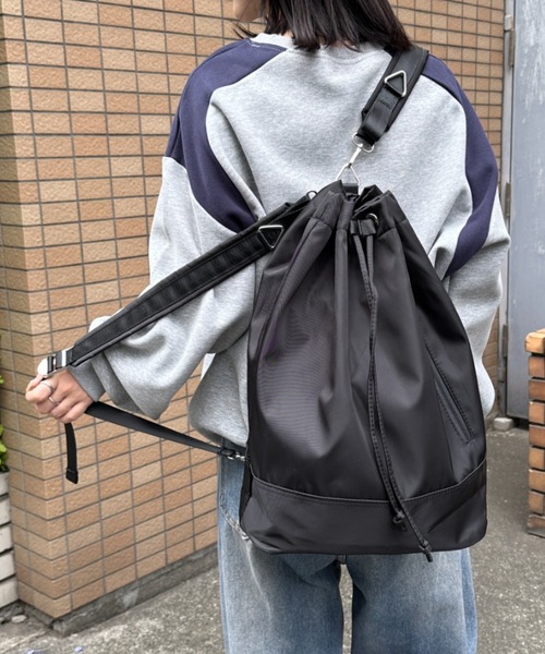 レザー 2WAYリュック ボディーバッグ ユニセックス CLEA デイバック リュック 2WAYユニセックス 巾着ボディバッグ