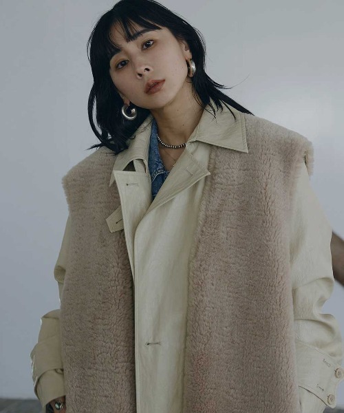 Ameri（アメリ） ベスト ジレ FABRIC BLOCKING LONG BOA VEST