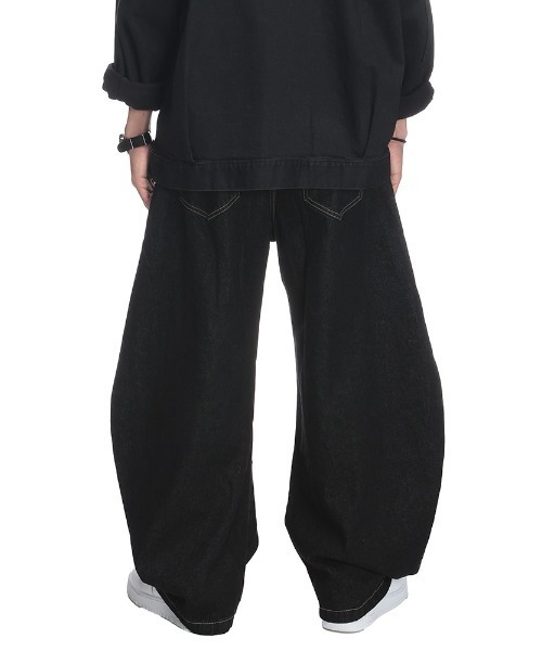 WOODENDOLL ジーンズ ボタンフライ ブラックデニム カーブパンツ