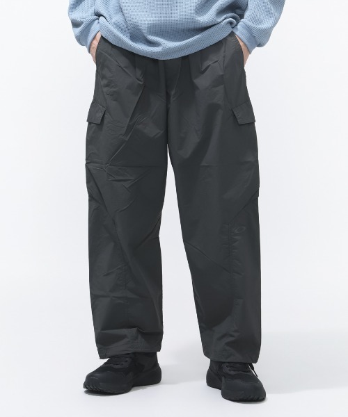 未使用00s OAKLEY ワイドカーゴパンツ ワンポイント刺繍ロゴ ブラック OAKLEY（オークリー） カーゴパンツ NEW RETRO CARGO PANTS 3.0 メンズ
