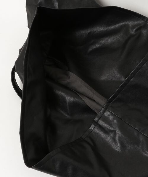 「ATTACHMENT」 ショルダーバッグ ONE SIZE ブラック メンズの画像