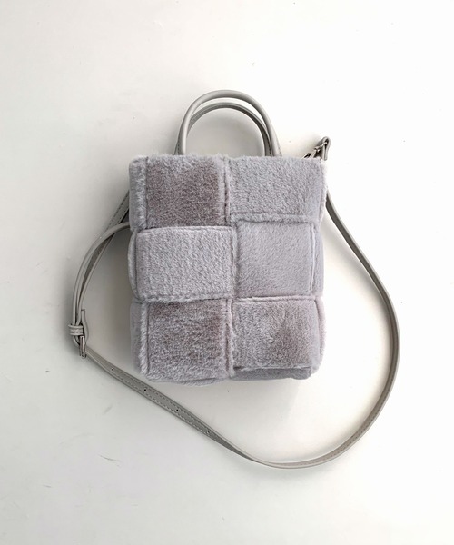 「Q」 2WAYバッグ ONE SIZE ライトグレー レディース_画像2