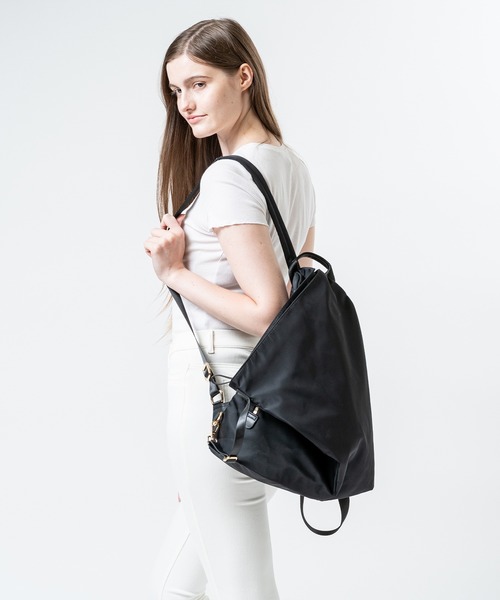 MURA（ムラ） デイバック リュック 撥水ナイロン 本革ファスナー 軽量