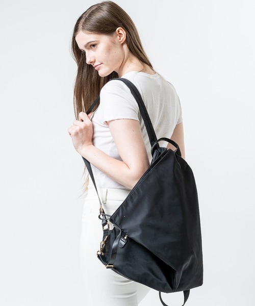 新品❤️ラプチャー❤️ブラック軽量ナイロンリュック LTXC】ラウンドリュック32リットル(505516999) | ラブトキシック