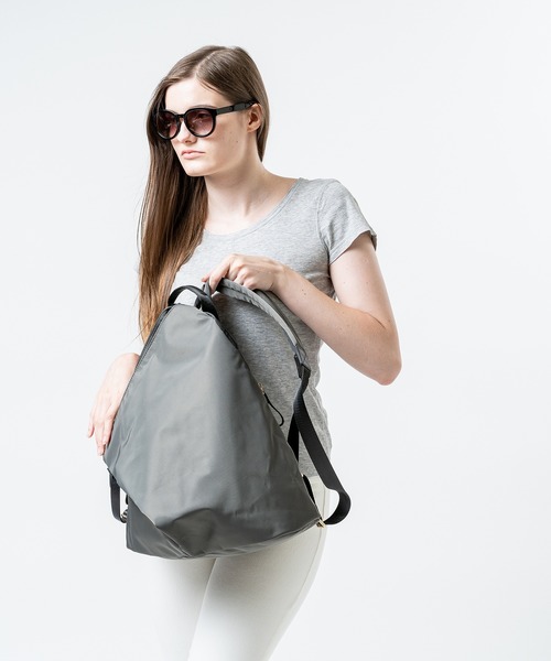 MURA（ムラ） デイバック リュック 撥水ナイロン 本革ファスナー 軽量