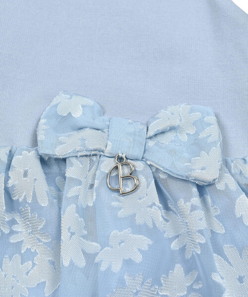 新品　BeBe 花柄ワンピース　130 BeBe 花柄 ワンピース 130サイズ - メルカリ