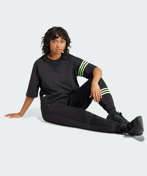 【関税・送料込み】adidas Originals Neuclassics Tシャツ adidas Originals Men's Long Sleeve Neuclassics T-shirt, Semi