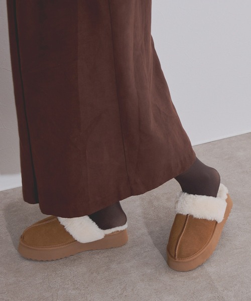 未使用品　trippen ムートンサンダル36 （23-23.5cm相当） NICAL サンダル 「本革」「NICAL」ムートンバックストラップサンダル