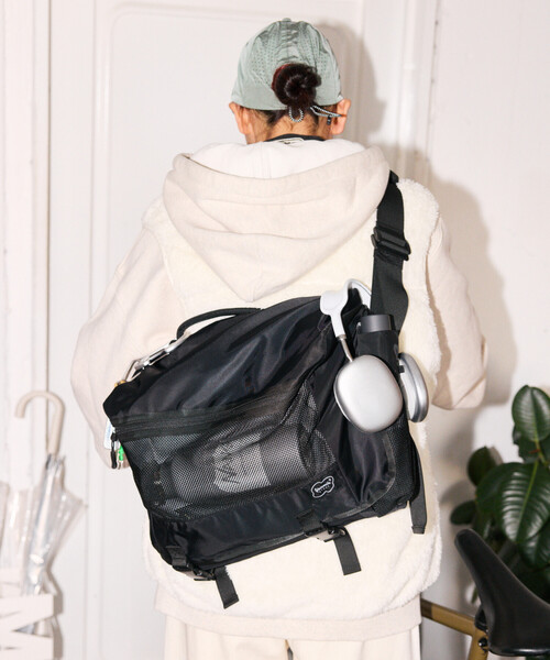 ショルダーバッグ バッグ YOSEMITE STRAP/ヨセミテストラップ EXPANDER MESSENGER BAG メッセンジャーバッグ 撥水の画像