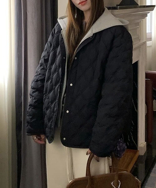 黒 フード付き キルティング ダウンジャケット　Lサイズ ダウンコート ダウンジャケット オーバーサイズ着脱フード付き