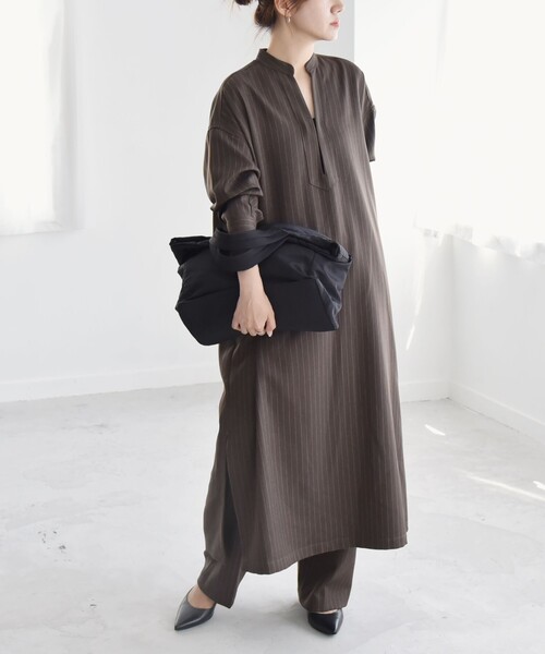「quaranciel」 セットアップ ONE SIZE ブラウン レディースの画像