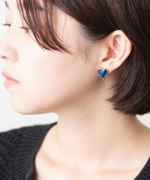gargle（ガーグル） ピアス 「温度で色が変わる」ハート デザイン