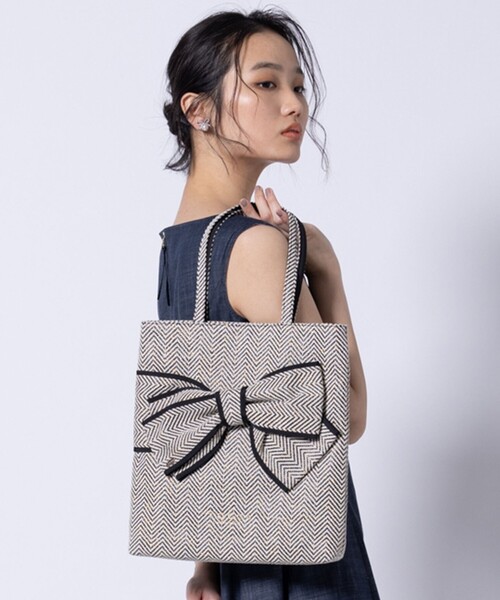TOCCA（トッカ） トートバッグ T CADEAU NEW BAG フラットトートバッグ