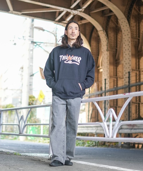 THRASHER（スラッシャー） パーカー TOY MACHINE PYRAMID HOODIE SWEAT
