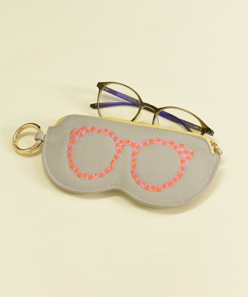 LAZY SUSAN（レイジースーザン） ポーチ メガネケースシシュウリング4