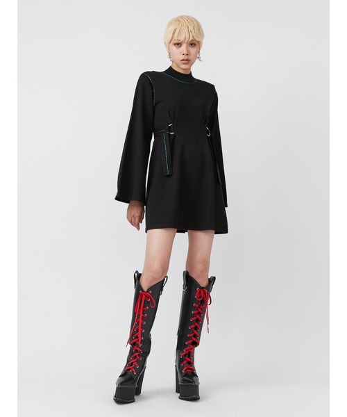 パメオポーズ　ブーツ パメオポーズの厚底ブーツ、重厚感ある丸いフォルム＆ウェッジソールで