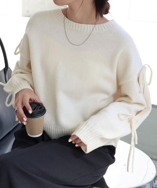 andme（アンドミー） ニット セーター 厚手 袖スリットリボン長袖