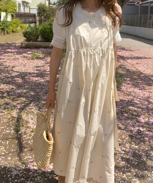 「LAUIR」 ノースリーブワンピース MEDIUM ベージュ レディース_画像2