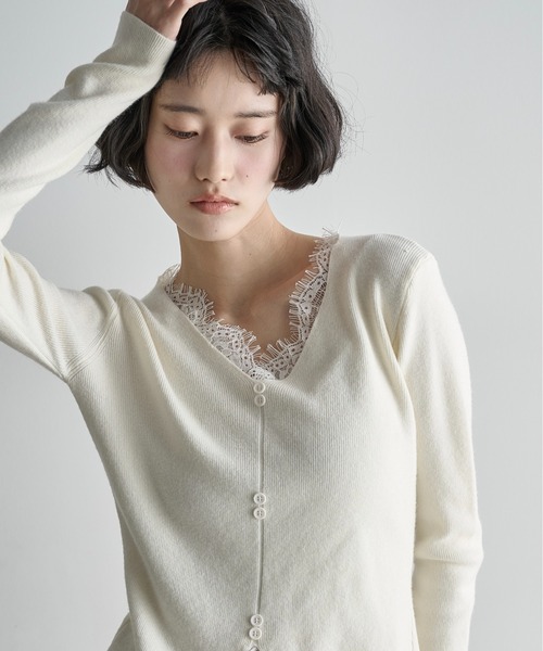 【美品】René ダイヤモンド編み Vネックセーター　36サイズ　ホワイト 美品】René ダイヤモンド編み Vネックセーター 36サイズ ホワイトの