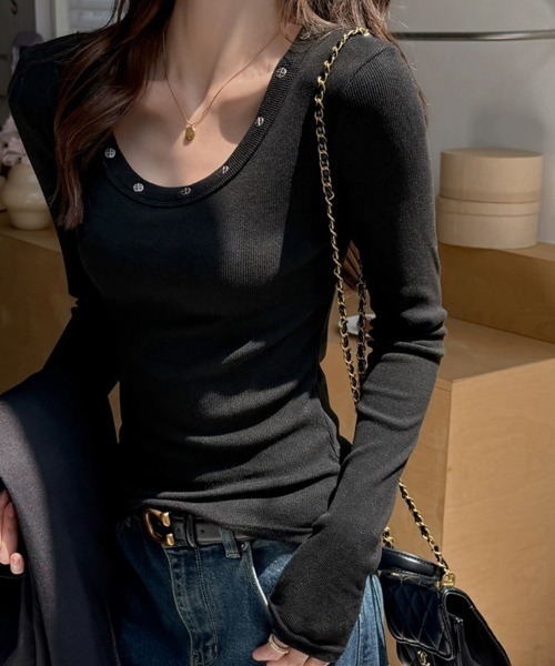 ReRe tシャツ スタッズ付きスクープネックトップス レディース 